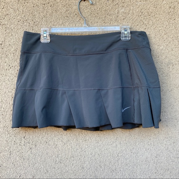 Nike Dresses & Skirts - Nike golf skirt athletic tennis skirt olive green dri fit size large